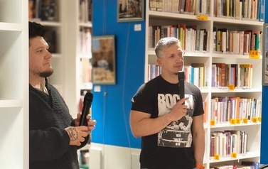 Spotkanie autorskie z Piotrem Kniołą &bdquo;PigOutem&rdquo; i Przemkiem Corso. 4
