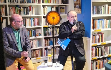 Spotkanie z Arturem Barcisiem w Bibliotece Gł&oacute;wnej. 5