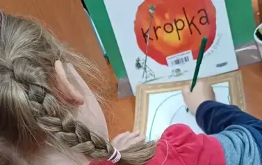 Międzynarodowy Dzień Kropki w Filii nr 7 6