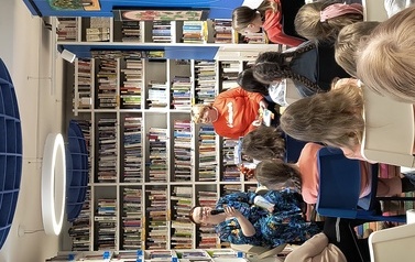 Spotkanie autorskie z Izą Pawełczyńską 4