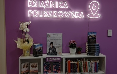 Rozgrywki gry wielkoformatowej z Ałbeną Grabowską w Filii nr 6 5