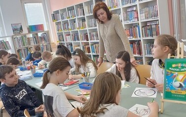 Dzień Poezji i wiosna w Filii nr 7  8