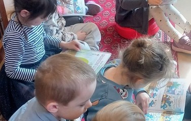 Emocje ukryte w książkach - lekcja biblioteczna w Filii nr 1 5