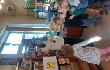 Emocje ukryte w książkach - lekcja biblioteczna w Filii nr 1 8
