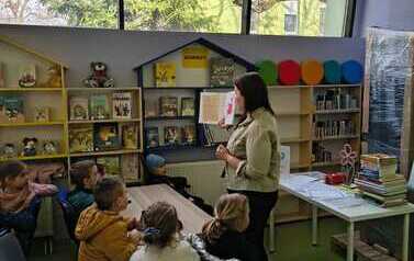 Biblioteczna przygoda Przedszkola Miejskiego nr 3 w Filii nr 4 2