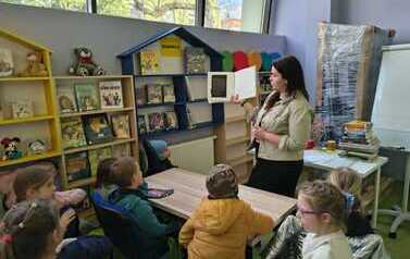 Biblioteczna przygoda Przedszkola Miejskiego nr 3 w Filii nr 4 4
