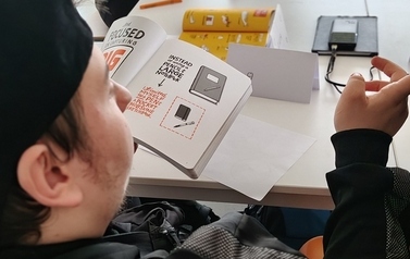 Warsztaty z myślenia wizualnego w Zespole Szk&oacute;ł Specjalnych im. ks. Jana Twardowskiego 10