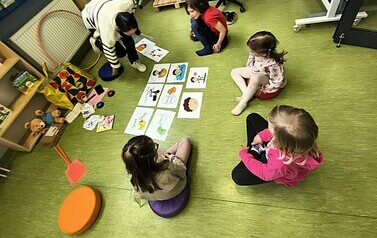 Zajęcia dla dzieci z Erly Stage w Filii 4 4