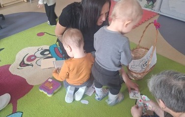 "Głośne czytanie to maluszka rozwijanie" z Filią nr 1 8