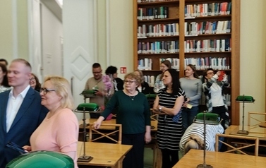 Wizyta pracownik&oacute;w Książnicy Pruszkowskiej w Sejmie i Senacie Rzeczypospolitej Polskiej 1