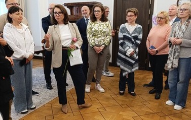 Wizyta pracownik&oacute;w Książnicy Pruszkowskiej w Sejmie i Senacie Rzeczypospolitej Polskiej 4
