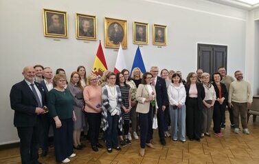 Wizyta pracownik&oacute;w Książnicy Pruszkowskiej w Sejmie i Senacie Rzeczypospolitej Polskiej 6