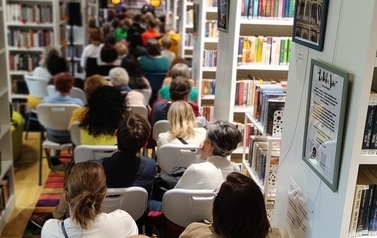 Spotkanie z Arturem Barcisiem w Bibliotece Gł&oacute;wnej. 8