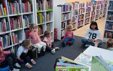 Wiosna w Filii nr 6 - warsztaty plastyczne dla przedszkolak&oacute;w. 5
