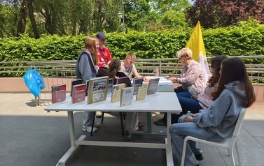 Gra Miejska z Janem Pawłem II zawitała do Biblioteki Gł&oacute;wnej 3