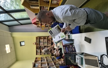 Dino-dzień w bibliotece! Dzień dziecka w Filii 4 8
