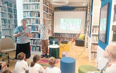 Spotkanie autorskie z panem Adamem Studzińskim pt. "Pomyśl, nim zam&oacute;wisz taniochę z internetu!" 3