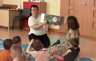 Wizyta bibliotekarek z Filii nr 6 w żłobku przy ul. Antka 6