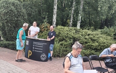 Publikacje wydawnictwa Książnicy Pruszkowskiej na rocznicy Powstania Warszawskiego. 9