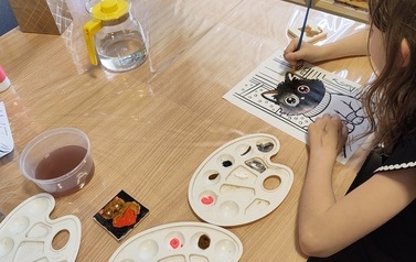 10957