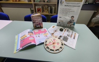 W Krainie Czasu &ndash; odkrywamy, jak działa zegar! - relacja z zajęć Projektu Biblioteka- Portal Odkrywc&oacute;w.  &bdquo;Biblioteka &ndash; Portal Odkrywc&oacute;w. Poznajemy świat przez doświadczenie&rdquo; 5