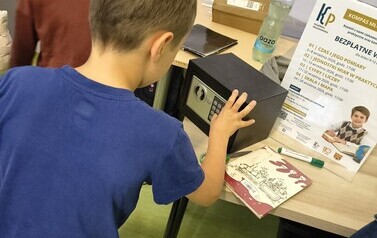 Cyfry i liczby &ndash; odkrywamy świat matematyki z Lokomotywą! relacja z warsztat&oacute;w Projektu Biblioteka- Portal Odkrywc&oacute;w. &bdquo;Biblioteka &ndash; Portal Odkrywc&oacute;w. Poznajemy świat przez doświadczenie&rdquo; 6