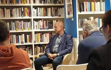 Spotkanie autorskie z Dariuszem Gizakiem w Oddziale dla dorosłych (Biblioteka Gł&oacute;wna)! 10