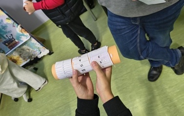 Cyfry i liczby &ndash; matematyczna podr&oacute;ż z Lokomotywą! relacja z warsztat&oacute;w Projektu Biblioteka- Portal Odkrywc&oacute;w. &bdquo;Biblioteka &ndash; Portal Odkrywc&oacute;w. Poznajemy świat przez doświadczenie&rdquo; 4