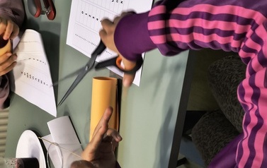 Cyfry i liczby &ndash; matematyczna podr&oacute;ż z Lokomotywą! relacja z warsztat&oacute;w Projektu Biblioteka- Portal Odkrywc&oacute;w. &bdquo;Biblioteka &ndash; Portal Odkrywc&oacute;w. Poznajemy świat przez doświadczenie&rdquo; 9