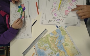 &bdquo;Skala i mapa &ndash; matematyczna podr&oacute;ż z Hobbitem&rdquo; relacja z warsztat&oacute;w Projektu Biblioteka- Portal Odkrywc&oacute;w. &bdquo;Biblioteka &ndash; Portal Odkrywc&oacute;w. Poznajemy świat przez doświadczenie&rdquo; 3