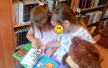 "Książki, kt&oacute;re bawią" - lekcja biblioteczna w Filii nr 1 3