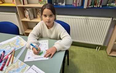 &bdquo;Skala i mapa &ndash; matematyczna podr&oacute;ż z Hobbitem&rdquo; relacja z warsztat&oacute;w Projektu Biblioteka- Portal Odkrywc&oacute;w. &bdquo;Biblioteka &ndash; Portal Odkrywc&oacute;w. Poznajemy świat przez doświadczenie&rdquo; 19