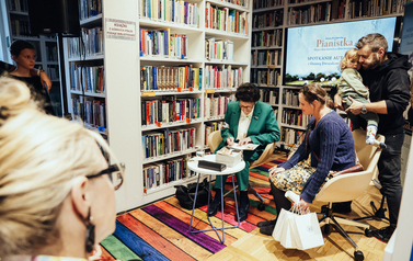  Spotkanie autroskie z Danutą Dworakowską w Bibliotece Gł&oacute;wnej - Odział dla Dorosłych 8