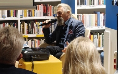 Spotkanie autorskie z Katarzyną Wyszomierską w Bibliotece Głownej - Oddziale dla Młodzieży i Dorosłych 10