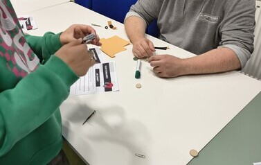 Magnes i pole magnetyczne &ndash; naukowa przygoda z Nelą na kole podbiegunowym! 6