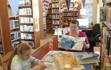 Warsztaty Marynistyczne i Lekcja Biblioteczna w Filii nr 1
