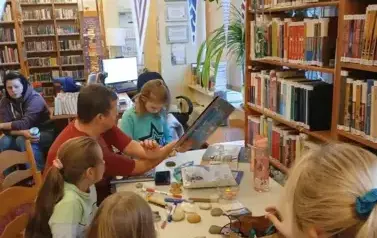 Warsztaty Marynistyczne i Lekcja Biblioteczna w Filii nr 1