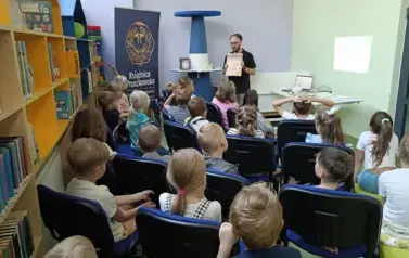 Lekcja biblioteczna - budowa książki 1