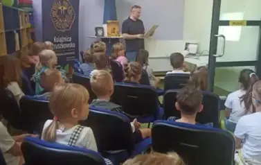 Lekcja biblioteczna - budowa książki 2