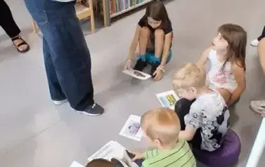 Spotkanie z okazji rocznicy urodzin Juliana Tuwima w Filii nr 9 3