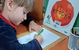 Międzynarodowy Dzień Kropki w Filii nr 7 5