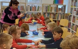 Spotkanie z baśnią i Dzień Zakładki w Filii nr 7 1