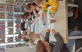 Dzień Kobiet w Filii nr 6 - Wizyta dzieci ze Szkoły Podstawowej nr 3 3