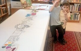 "Kolory przedwiośnia - palcem malowane" w Filii nr 1 11