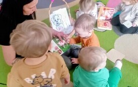 "Głośne czytanie to maluszka rozwijanie" z Filią nr 1 10