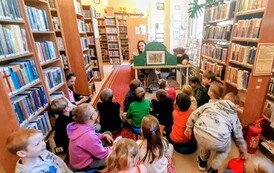 "Pluszowy miś w książkach, piosenkach i zabawach" w Filii nr 1 7