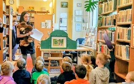 "Pluszowy miś w książkach, piosenkach i zabawach" w Filii nr 1 9