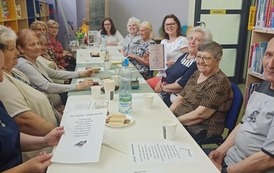 Seniorzy czytają klasykę: Nasze obchody 3 Maja 6