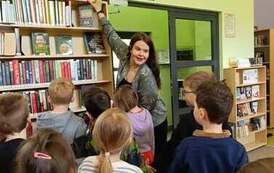 Mały czytelnik w wielkim świecie książek - lekcja biblioteczna dla dzieci z Przedszkola nr 10 w Pruszkowie 1