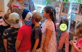 "Książki, kt&oacute;re uczą dobrych manier" - lekcja biblioteczna w Filii nr 1 18